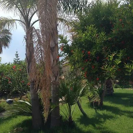 Luisa Bed & Breakfast San Leone
